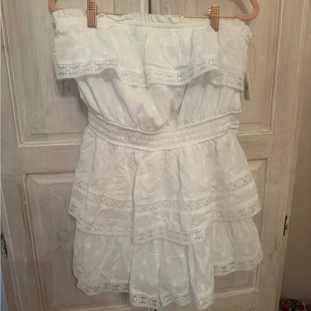 White Ruffled strapless romper - Picture 2 of 2